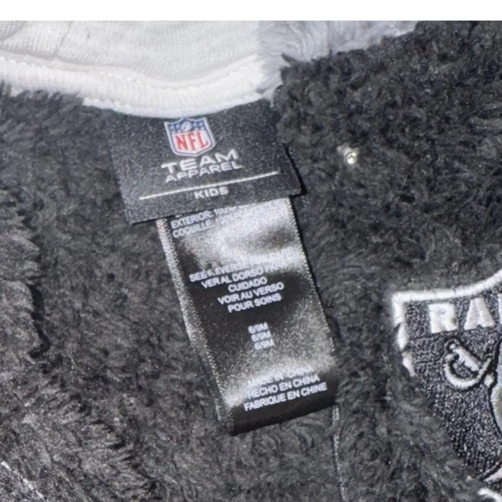 NFL Las Vegas Raiders Game Nap Teddy Fleece Bodysuit 6-9 Months Football Player